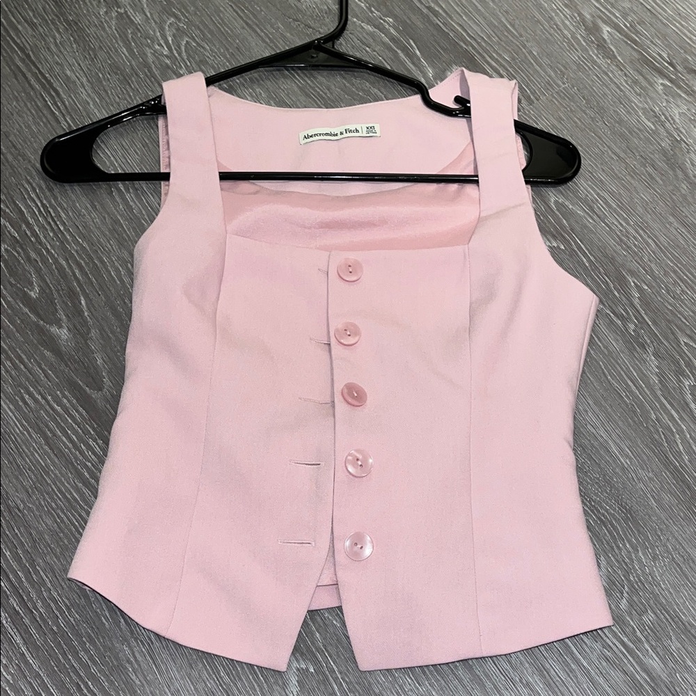 Abercrombie pink vest